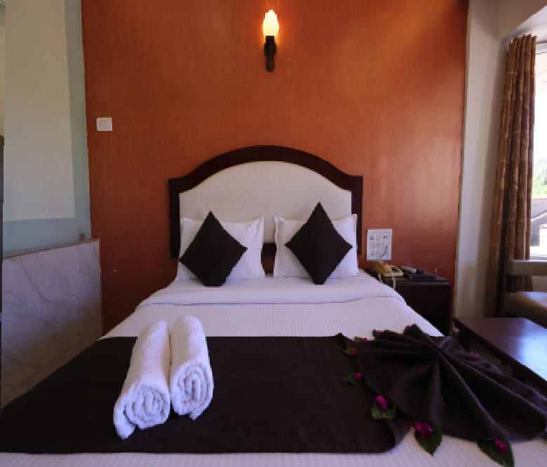 best for honeymoon hotels in mahabaleshwar