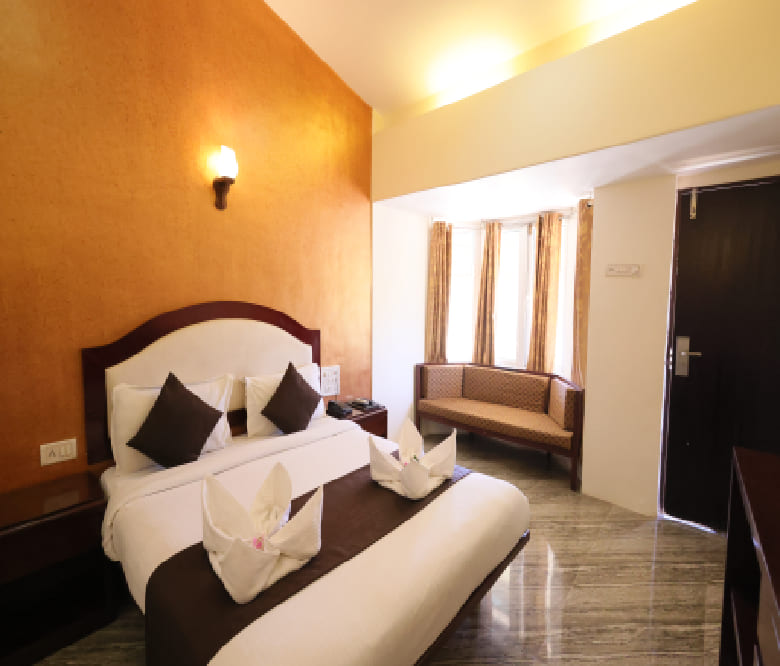 best for honeymoon hotels in mahabaleshwar